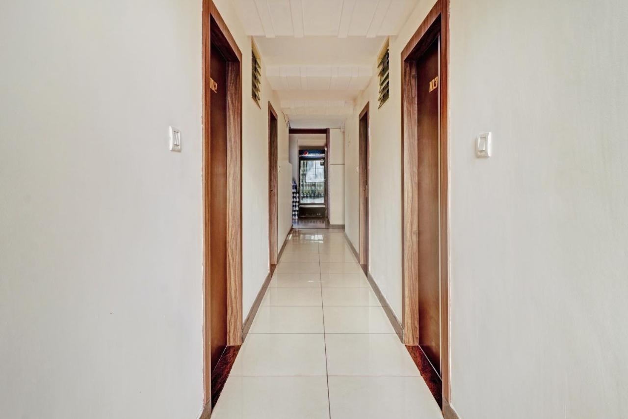 Itsy By Treebo - Royal Comfort Hotel Bangalore Exterior photo